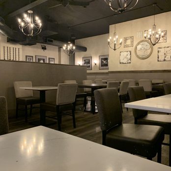 424 Walnut - Dining area - Italian Near Me - Sewickley, Pennsylvania