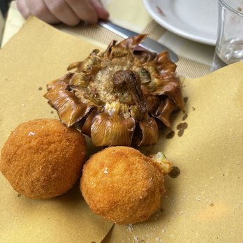Da Enzo al 29 - Croquettes and fried artichoke appetizer - Roman Near Me - Rome, RM Da Enzo al 29 - Croquettes and fried artichoke appetizer - Roman Near Me - Rome, RM