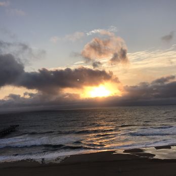 Virginia Beach - Sunrise at Virginia Beach - Beaches Near Me