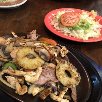 Cafe Cancun - Tropical fajitas (sans beans, sour cream and tortillas). Perfection! - Mexican Near Me - Cleveland, Georgia Cafe Cancun - Tropical fajitas (sans beans, sour cream and tortillas). Perfection! - Mexican Near Me - Cleveland, Georgia