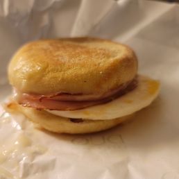 Egg and ham English muffin