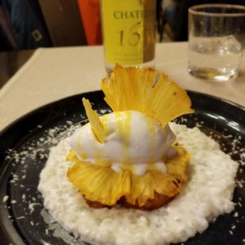 Le Casse Noix - Dessert - warm pineapple with coconut. Light and delicious. - French Near Me - Paris 15, 75