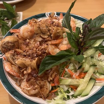 Pho 2006 - Shrimp vermicelli bun with egg roll - Vietnamese Near Me - Clovis, California