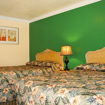 Lakeview Inn - Hotels Near Me - Lucerne, California