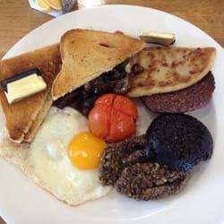 Overton Farm Shop - All day breakfast