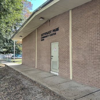 Settegast Park - Harris county polling location at the park. Go vote! - Parks Near Me - Houston, Texas