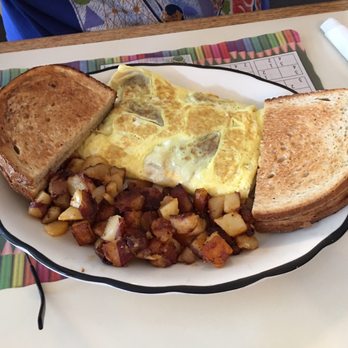 Chez Ben Diner - Quebecor Omelet - Diners Near Me - Manchester, Connecticut Chez Ben Diner - Quebecor Omelet - Diners Near Me - Manchester, Connecticut