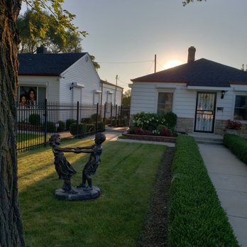 Michael Jackson's House - The "attraction " - Museums Near Me - Gary, Indiana