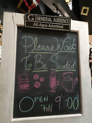 STARVING ARTIST CAFE & GALLERY - CLOSED - Updated September