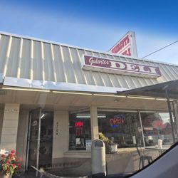 Gularte's Deli - Front of building.