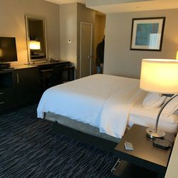Holiday Inn Express & Suites Peekskill-Lower Hudson Valley - Very large spacious sleeping area