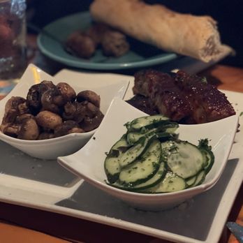 The Garlic - Marinated mushrooms, ribs and mint cucumber salad - Italian Near Me - Killington, Vermont The Garlic - Marinated mushrooms, ribs and mint cucumber salad - Italian Near Me - Killington, Vermont