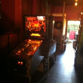 Gestalt - Pinball - Pubs Near Me - San Francisco, California