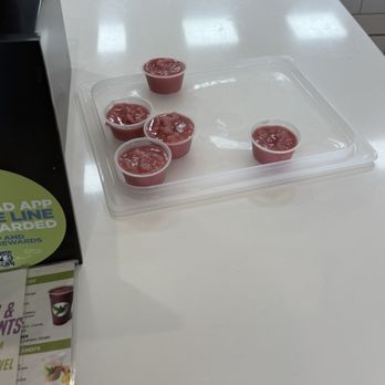 Robeks Fresh Juices & Smoothies - Juice Bars & Smoothies Near Me - Reseda, California