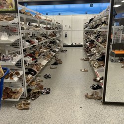 Ross Dress for Less - Shoe dept