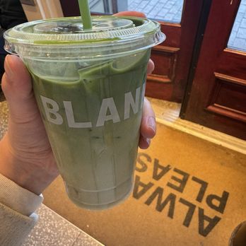Blank Street Coffee - Coffee & Tea Near Me - Cambridge, Massachusetts