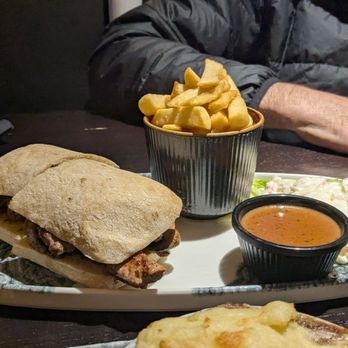 Murty Rabbitts - Steak sandwich - Pubs Near Me - Galway, G Murty Rabbitts - Steak sandwich - Pubs Near Me - Galway, G