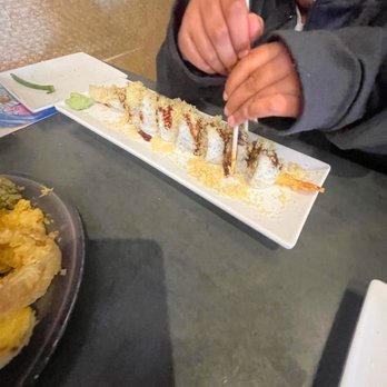 Sushi Omakase - Crunch Shrimp Roll for my little she enjoyed it very much - Sushi Bars Near Me - Gilroy, California Sushi Omakase - Crunch Shrimp Roll for my little she enjoyed it very much - Sushi Bars Near Me - Gilroy, California