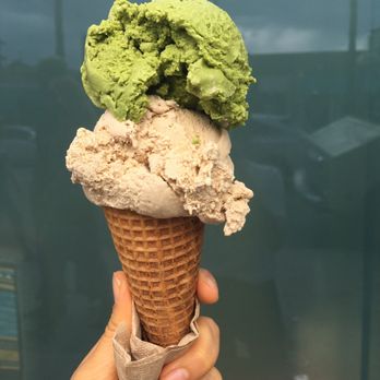 Van Leeuwen Ice Cream - Matcha (vegan) + earl grey (non vegan) - textures were great as well. - Food Trucks Near Me