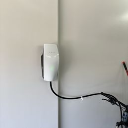 Tesla Wall Connector