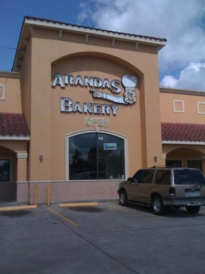 Arandas Bakery by null