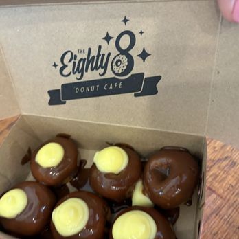 Eighty 8 Donuts - Boston cream - Food Trucks Near Me - Portland, Maine