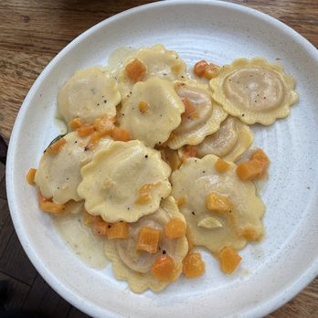AMALFI Rooftop by Birreria - Ravioli - Italian Near Me - New York, New York AMALFI Rooftop by Birreria - Ravioli - Italian Near Me - New York, New York