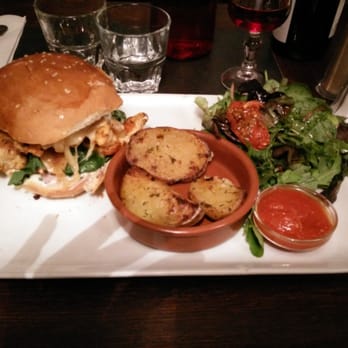 Le Mal Barré - Le poulet saint nectaire à 11€ - American Near Me - Paris, 75 Le Mal Barré - Le poulet saint nectaire à 11€ - American Near Me - Paris, 75