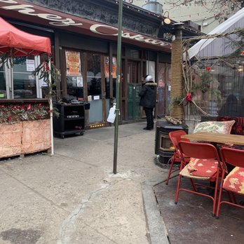 Chez Oskar - French Near Me - Brooklyn, New York