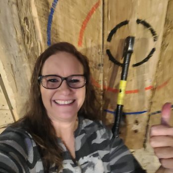 LumberjAxes Axe Throwing - Glendale - Axe Throwing Near Me - Glendale, Arizona