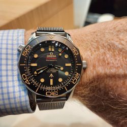 Omega Boutique - No Time To Die James Bond Seamaster Edition