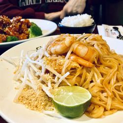 Shrimp Pad Thai