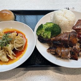 Roast Duck/Chashu Combo Rice Bowl, Shrimpy Wonton Soup(6 each), pork bun