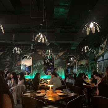 Straits - Honolulu - Aesthetic - Asian Fusion Near Me - Honolulu, Hawaii Straits - Honolulu - Aesthetic - Asian Fusion Near Me - Honolulu, Hawaii