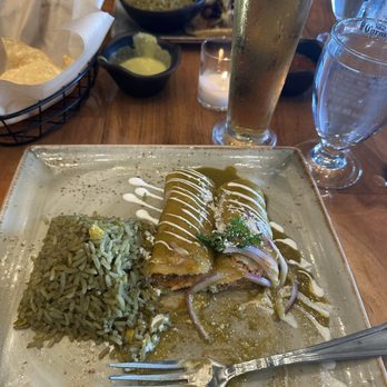 Flor De Maiz - Enchilada verde - Cocktail Bars Near Me - Santa Barbara, California Flor De Maiz - Enchilada verde - Cocktail Bars Near Me - Santa Barbara, California