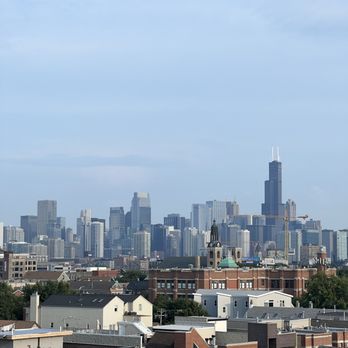 Kennedy Rooftop - Skyline view zoomed in - Cocktail Bars Near Me - Chicago, Illinois
