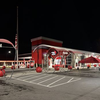 Tommy's Express® Car Wash - Entrance - Car Wash Near Me - Bristol, Tennessee Tommy's Express® Car Wash - Entrance - Car Wash Near Me - Bristol, Tennessee