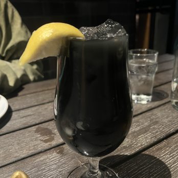 Eureka! - 12 oz. Charcoal Lemonade - American Near Me - Roseville, California
