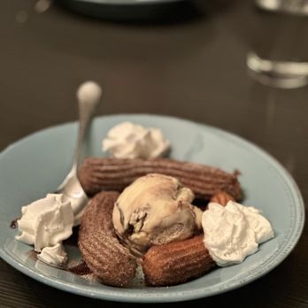UNIDAD - a plate of ice cream and cookies - Latin American Near Me - Evergreen Park, Illinois UNIDAD - a plate of ice cream and cookies - Latin American Near Me - Evergreen Park, Illinois