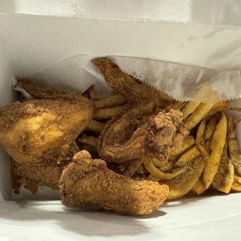 Chaps Pit Beef - Wi Wings Platter - Barbeque Near Me - Baltimore, Maryland Chaps Pit Beef - Wi Wings Platter - Barbeque Near Me - Baltimore, Maryland