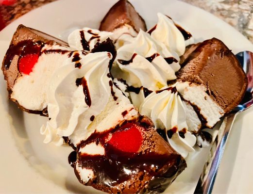 Reginella's Italian Ristorante by null
