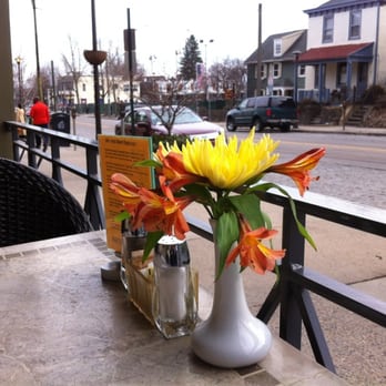 Chestnut Grill and Sidewalk Cafe - New American Near Me - Philadelphia, Pennsylvania