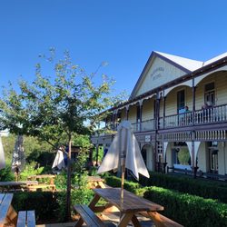 Alexandra Hotel