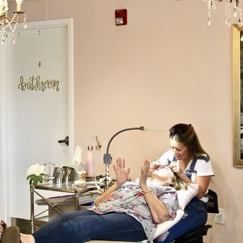 Beauty Lounge - Eyelash Service Near Me - Lone Tree, Colorado Beauty Lounge - Eyelash Service Near Me - Lone Tree, Colorado