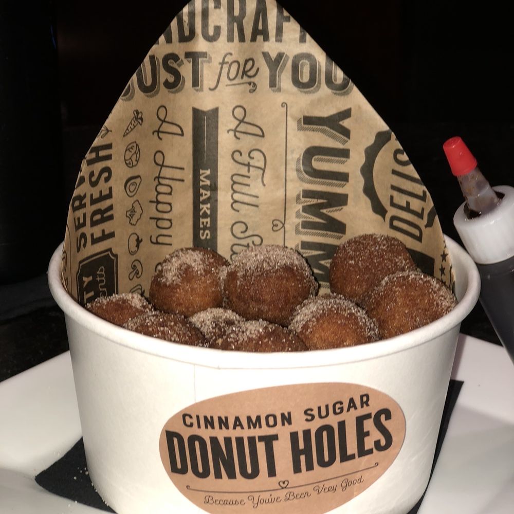 Cinnamon Sugar Donut Holes Cinnamon Sugar Donut Holes