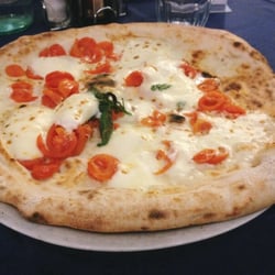 Trattoria Caprese - Donna Genuina. Pochi pomodorini :(
