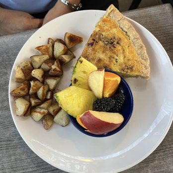 Blue Willow Restaurant & Gift Shop - New American Near Me - Tucson, Arizona