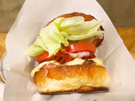 本日のバーガー ＴＯＤＡＹ’Ｓ　ＢＵＲＧＥＲ　全１８巻 本日のバーガー1 (芳文社コミックス) | 才谷ウメタロウ, 花形 怜