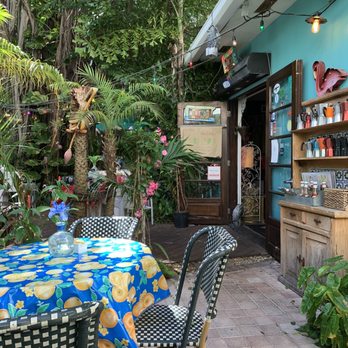 Moreno's Cuba - Nice outdoor seating so quiet - Cocktail Bars Near Me - Miami Beach, Florida Moreno's Cuba - Nice outdoor seating so quiet - Cocktail Bars Near Me - Miami Beach, Florida