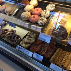 Auen Backshop - Donuts und Berliner